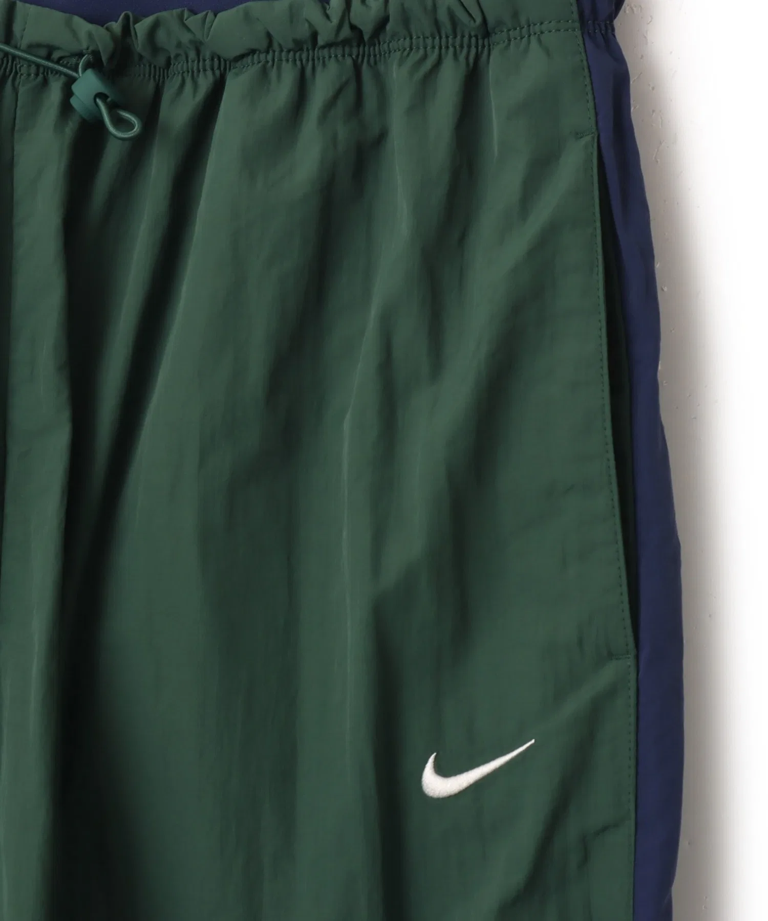 Женские брюки Nike AS W NSW PARACHUTE HR PANT — фото 3
