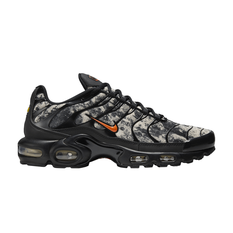 

Кроссовки Nike Air Max Plus 'Black Orange Camo', черный