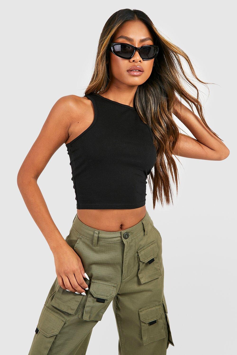 

Базовый укороченный топ Racer boohoo, черный
