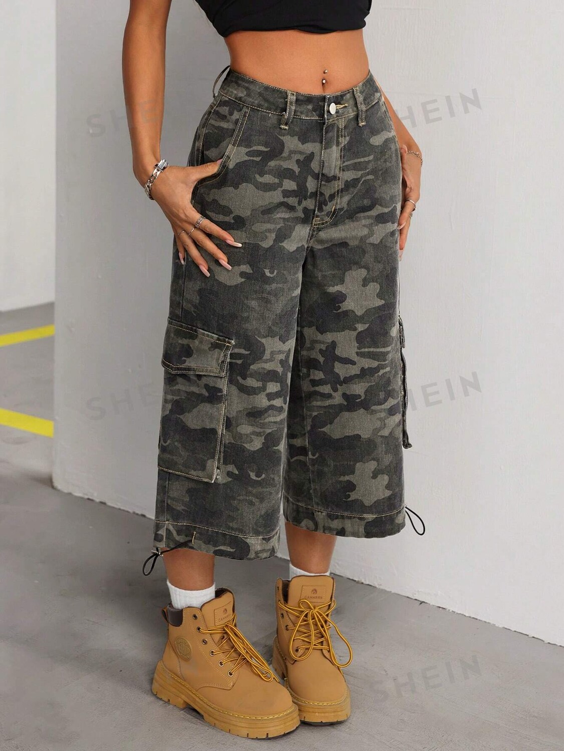 

ICON Женские повседневные джинсы с камуфляжным принтом и карманами, летние Shein, темно-зеленый