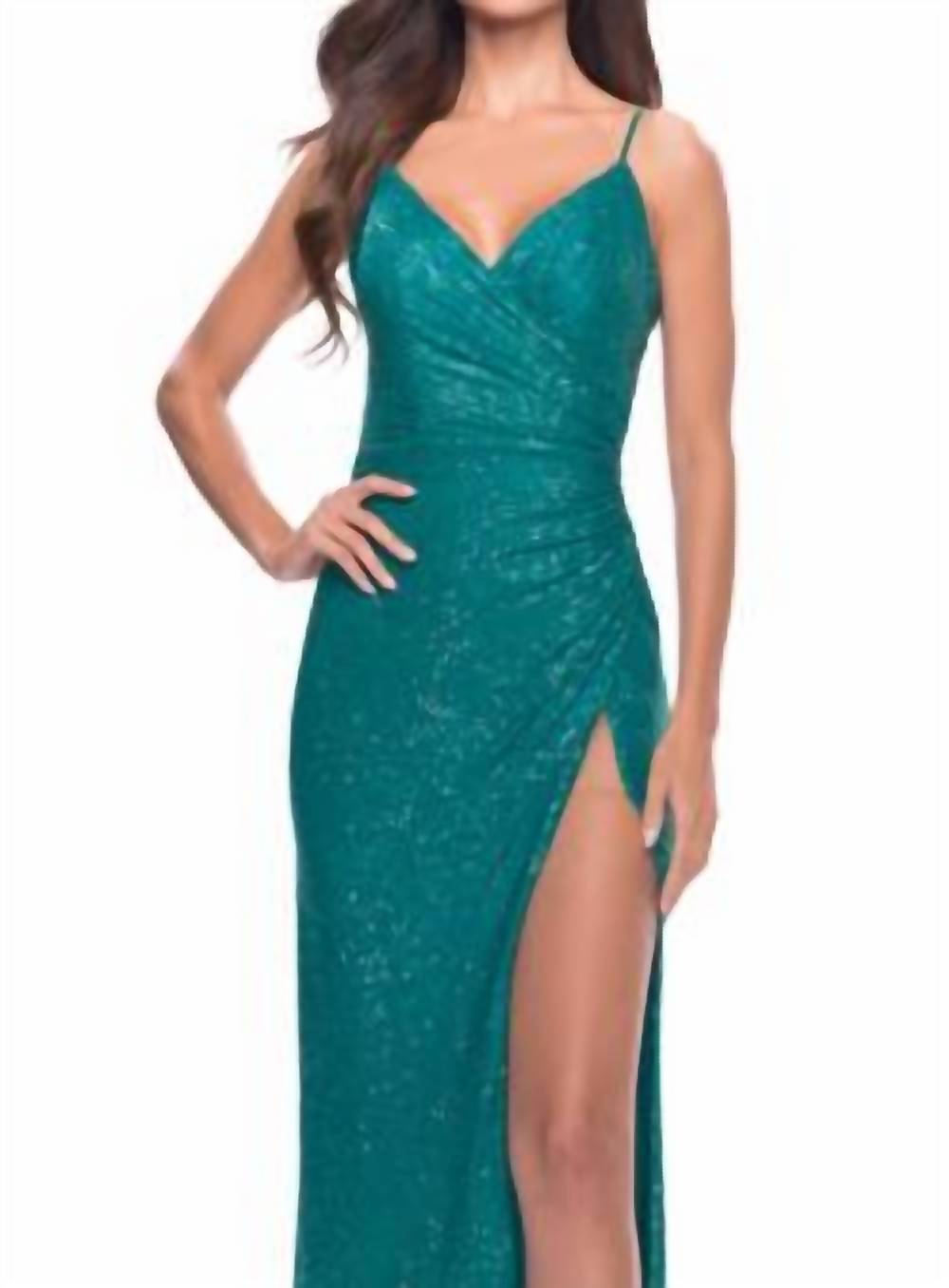 

Длинное выпускное платье с пайетками в павлиньем цвете La Femme, цвет peacock
