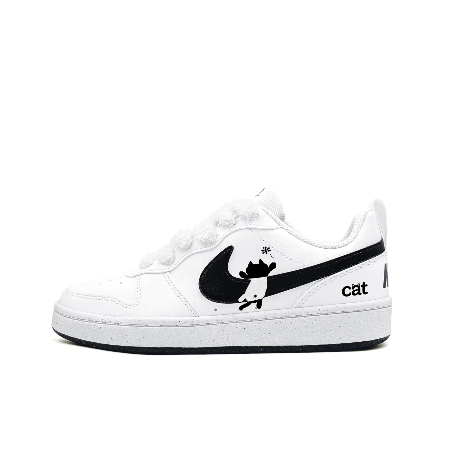 Кроссовки скейтбордические Court Borough Cat Scratching Flying из синтетической кожи, износостойкие, низкие, черно-белые Nike, White Black