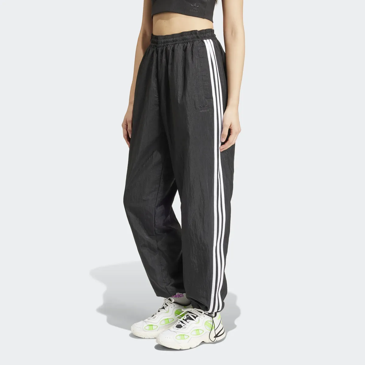 

Спортивные брюки Adidas Originals "CS WOVEN PANTS" (1 шт.), черный