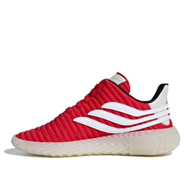 

Кроссовки собакив j Adidas, красный