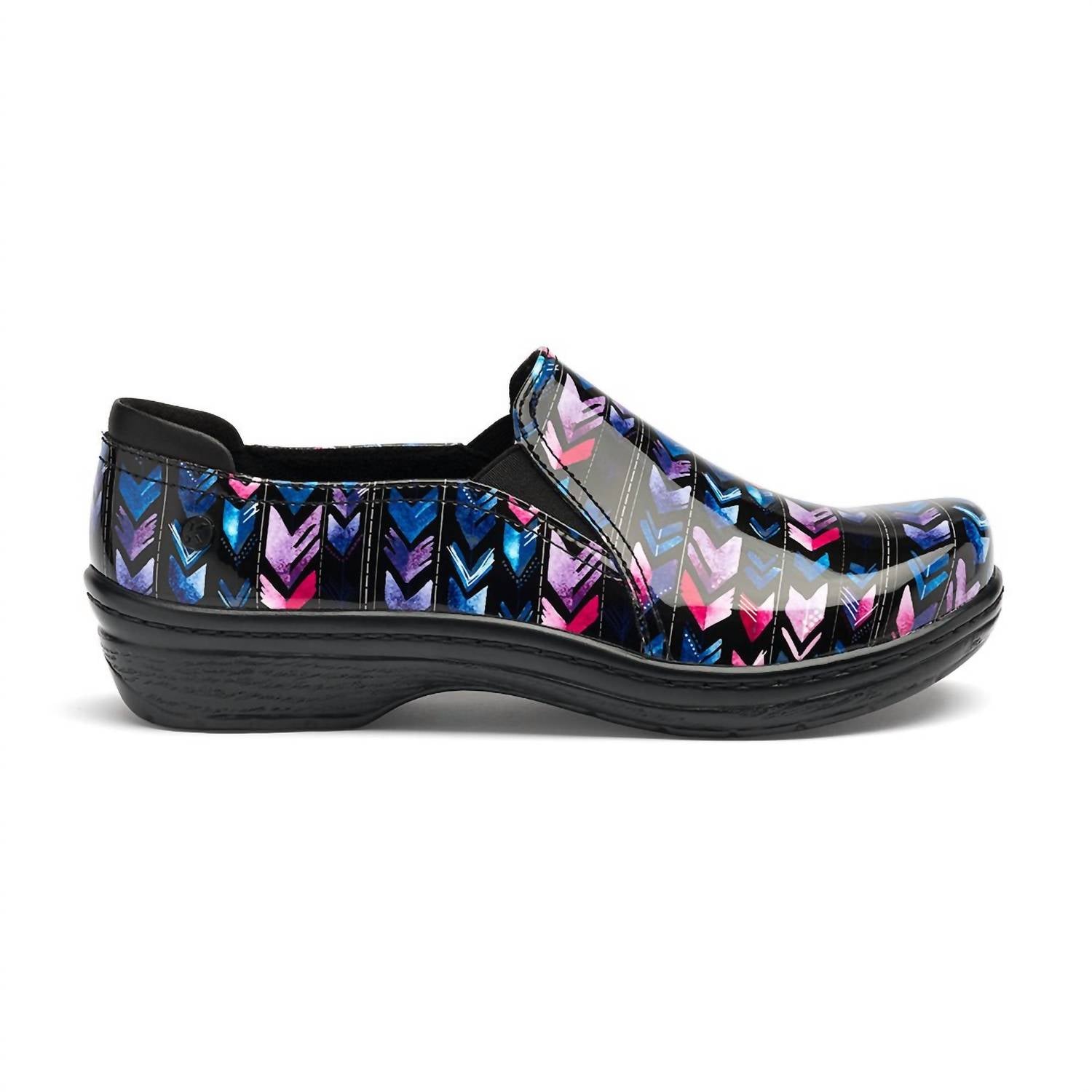 Женские сабо для кормления Moxy из лакированной кожи, цвет Forward Patent Klogs Footwear, Forward Patent — фото 2