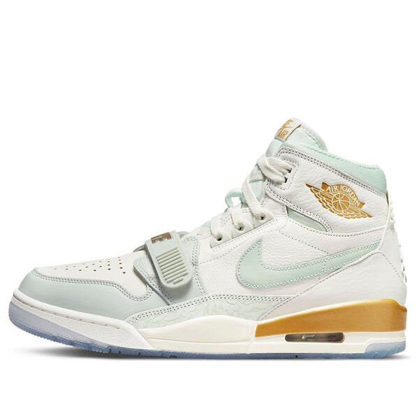 

Кроссовки наследие 312 Air Jordan, белый