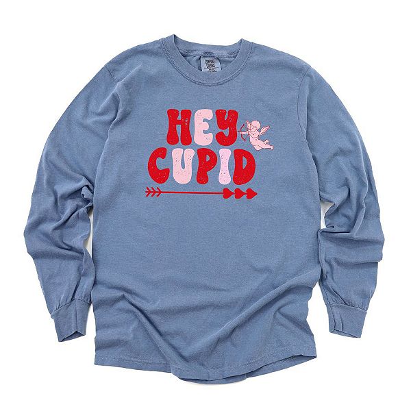 

Футболка с длинным рукавом Hey Cupid, окрашенная в розовый цвет Simply Sage Market