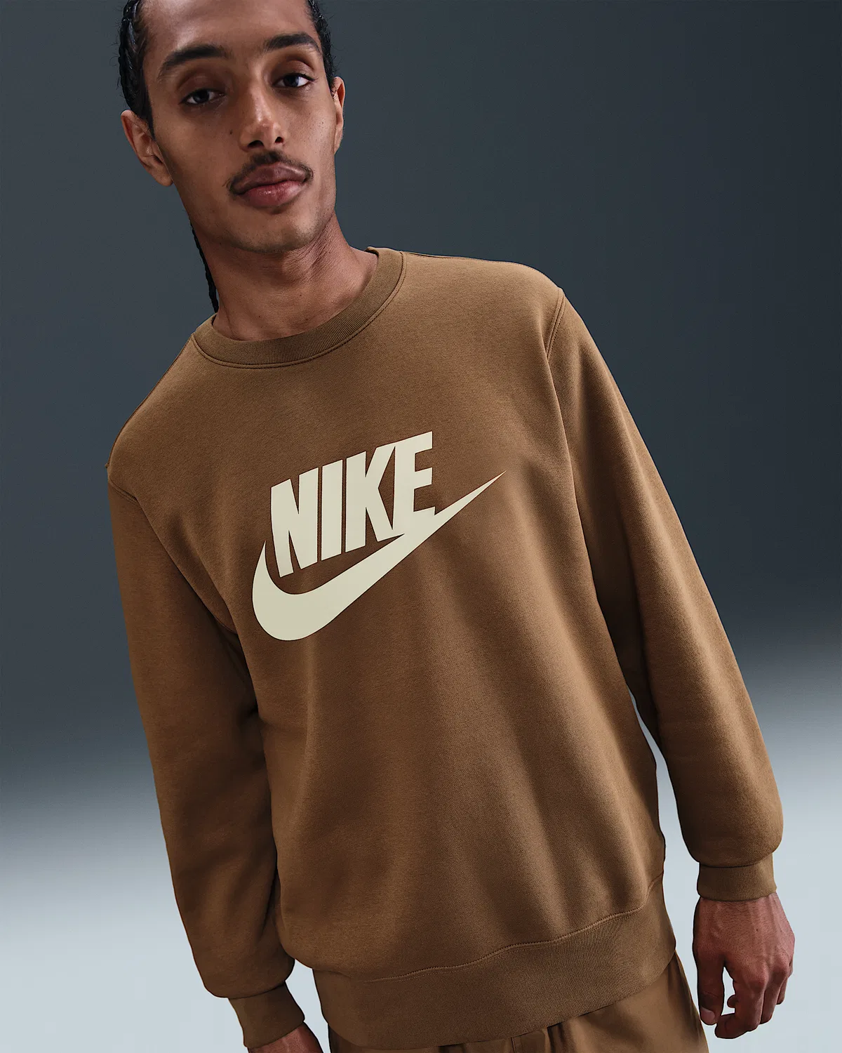 Мужская флисовая кофта с принтом Nike Sportswear Club, Mosswood Brown/Light Khaki