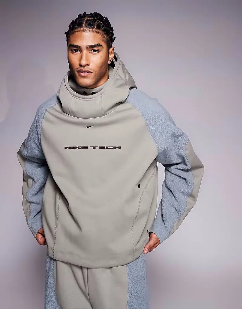 Толстовка Nike Tech Boreas оверсайз серого цвета