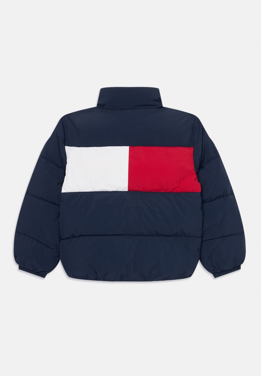 Зимняя куртка Tommy Hilfiger FLAG PUFFER JACKET UNISEX, Dark Night Navy/Dark Blue — фото 2