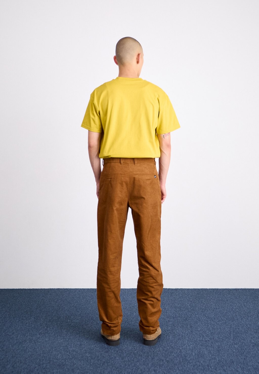 Брюки CLUB PANT Nike Sportswear, бежевый — фото 3