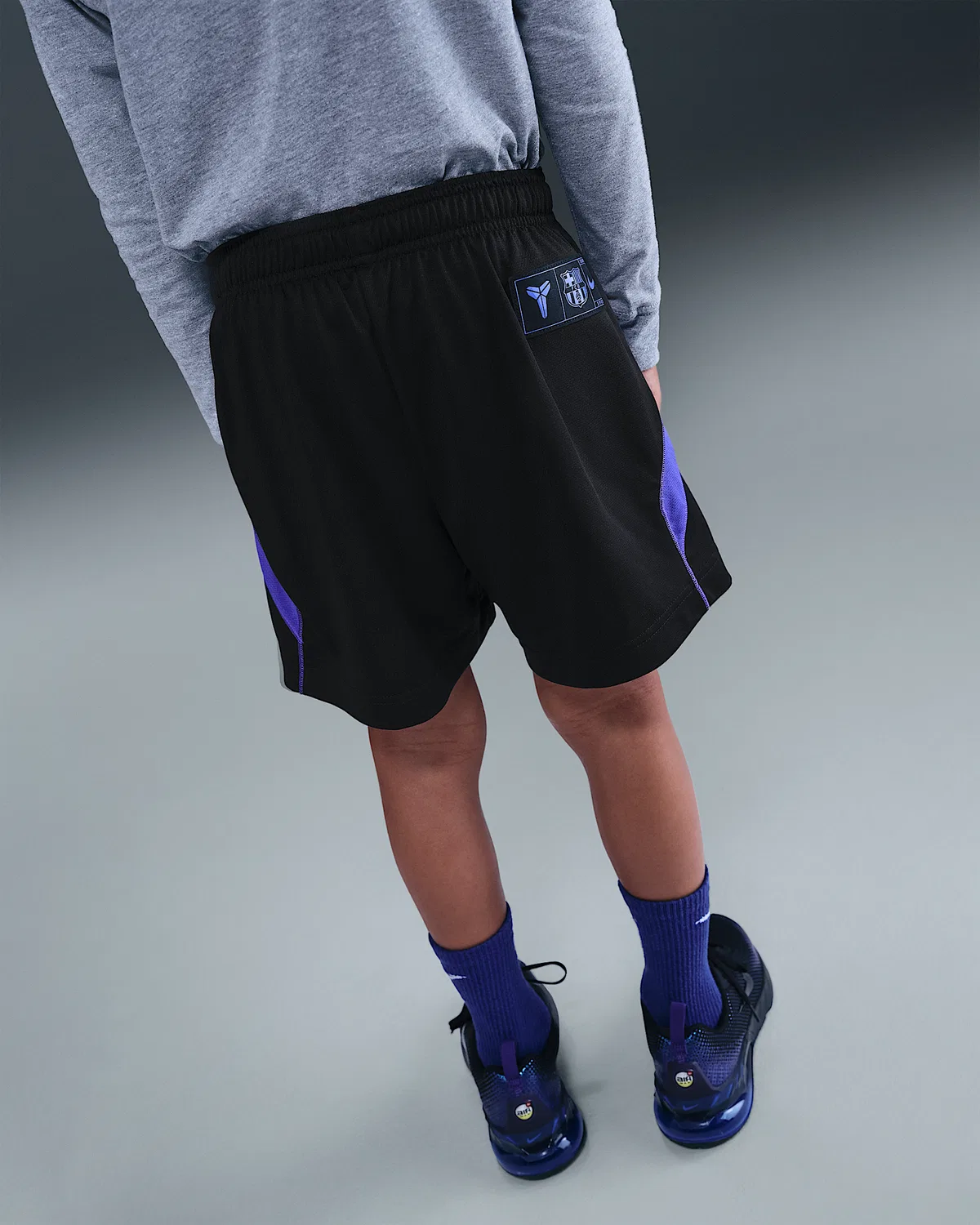 Детские футбольные шорты Kobe Dri-FIT FC Barcelona Away, Black/Persian Violet/Black — фото 3