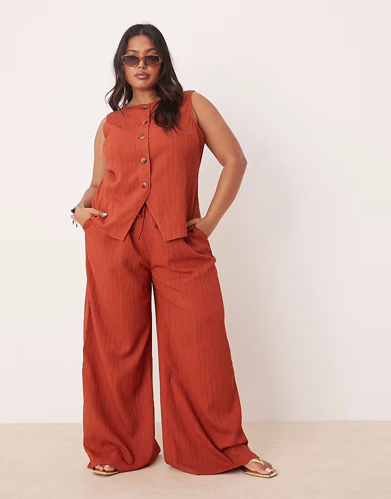 

Брюки-палаццо с мятой отделкой ASOS DESIGN Curve цвета ржавчины