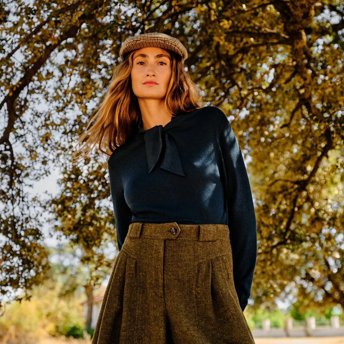 

Женский джемпер с воротником и бантом Verhunt, синий