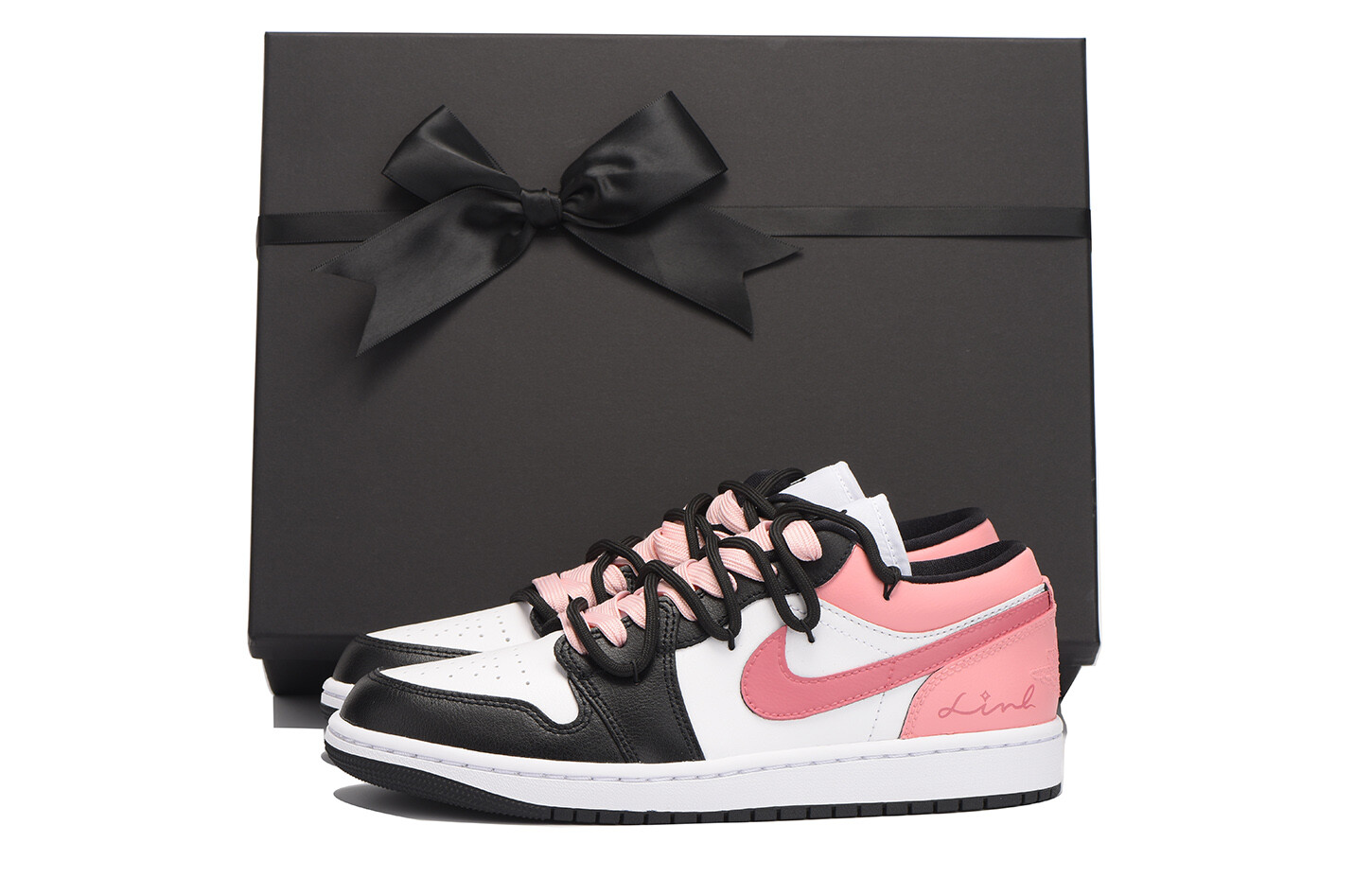 

Кроссовки Air Jordan 1 Vintage Basketball Shoes Women's Low-top White, розовый