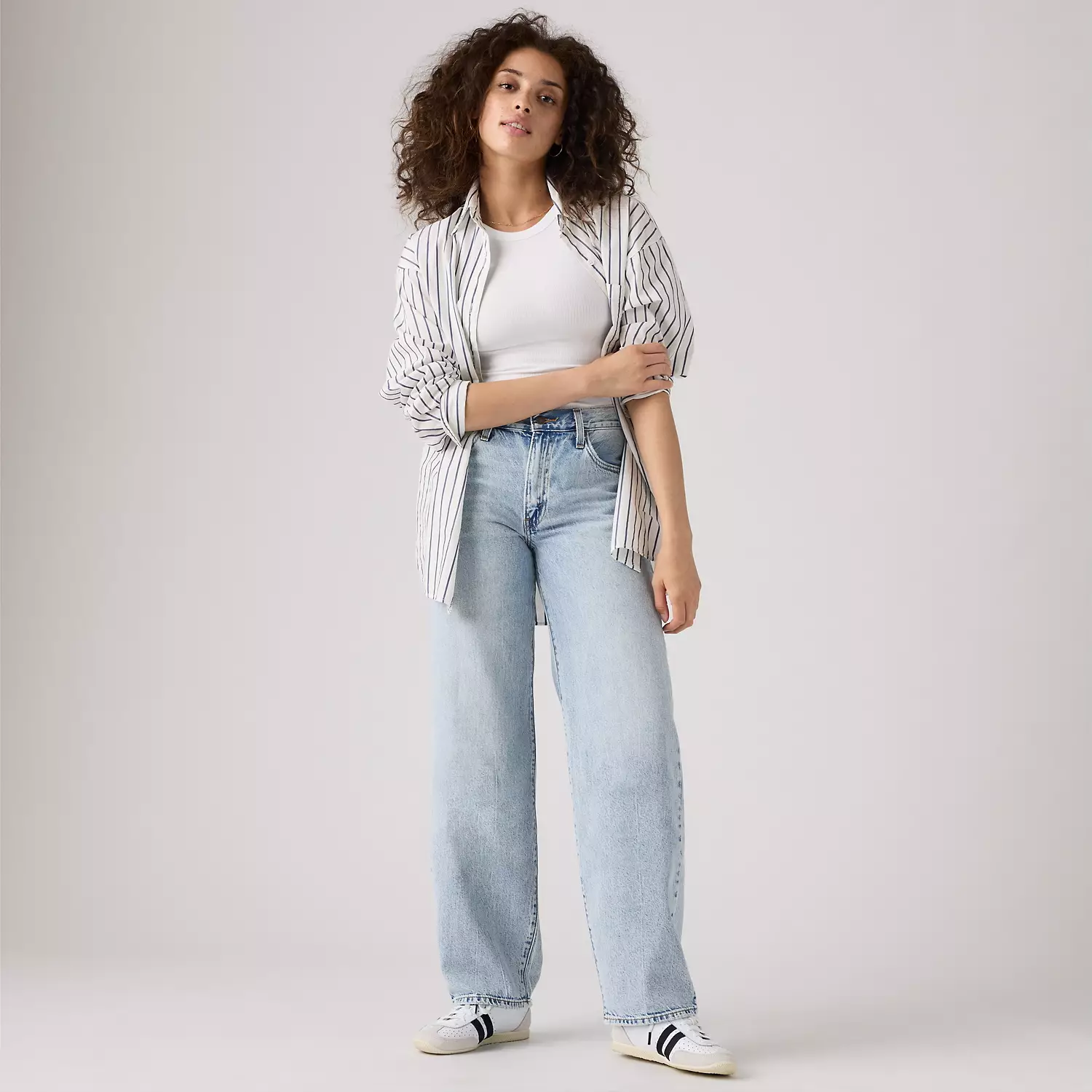 

Мешковатые женские джинсы «папа» Levi's, цвет Fan Flare - Light Wash