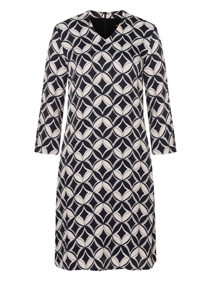 

Длинное платье More & More