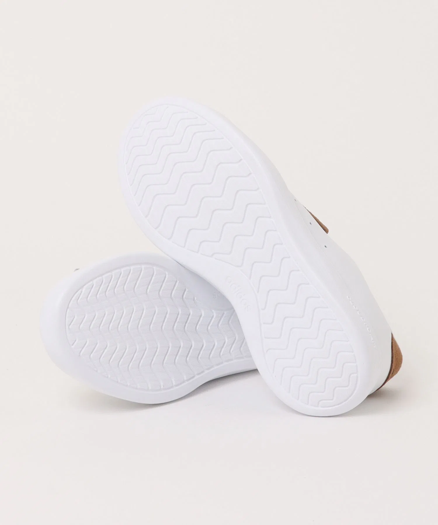 Мужские кроссовки adidas CLEANCOURT LITE — фото 3