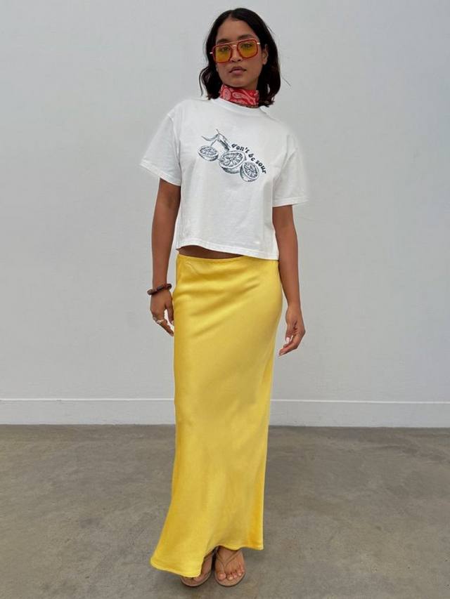 

Футболка Don't Be Sour Never Fully Dressed, White