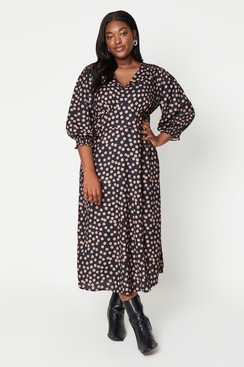 

Платье миди с присборенной кокеткой Curve Spot Empire Dorothy Perkins, черный