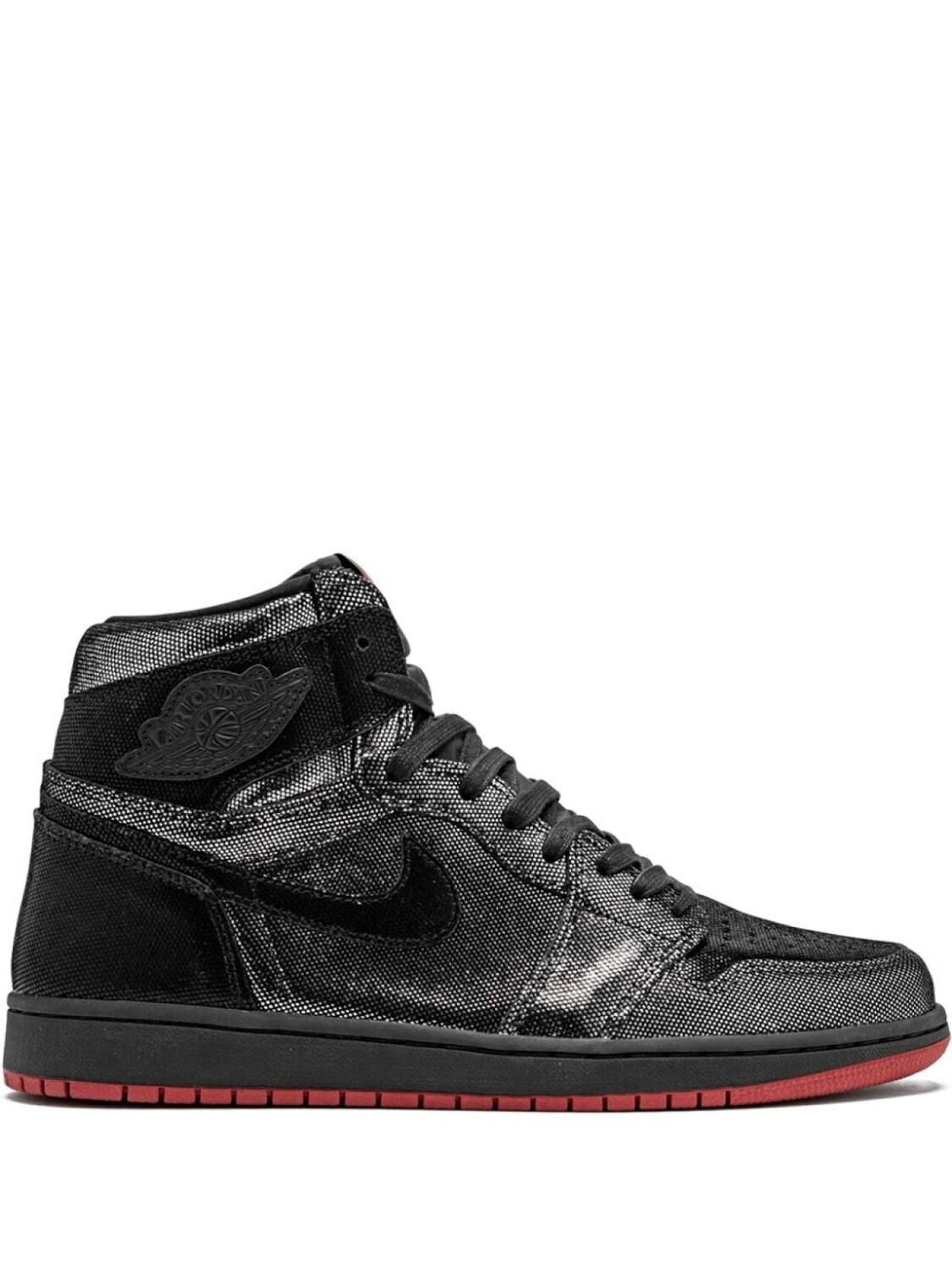 

Кроссовки Jordan Air Jordan 1 Retro High, черный/темно-серый