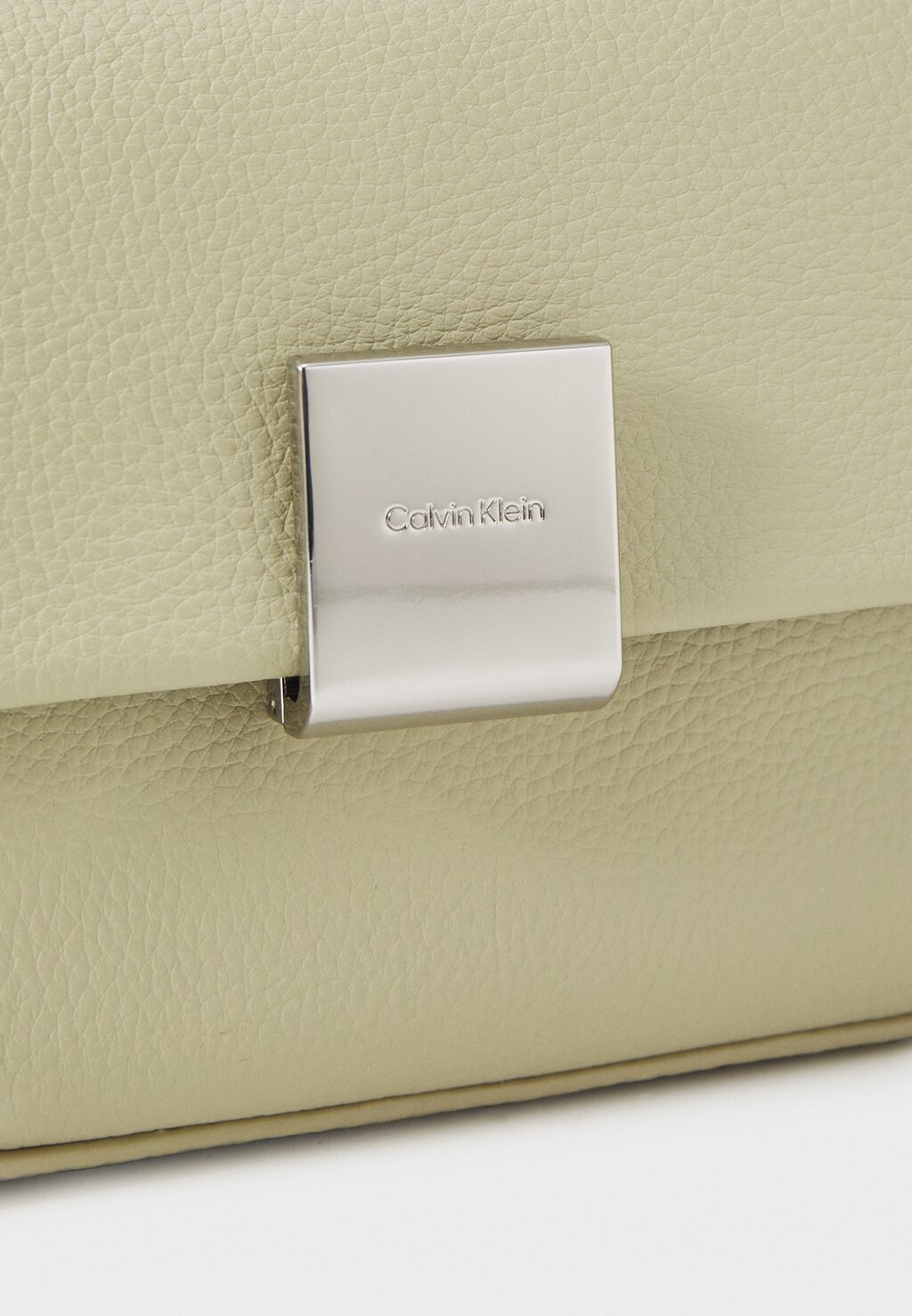 

Сумка через плечо PLAQUE CROSSBODY CHAIN Calvin Klein, серо-коричневый