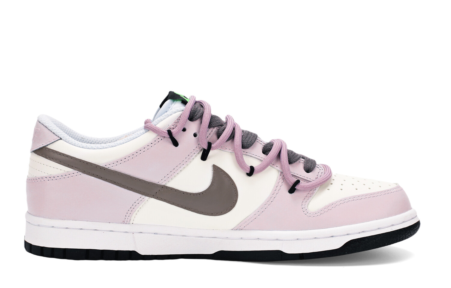 Кроссовки Nike Dunk Skateboard Shoes Women's Low-Top Pink — фото 2