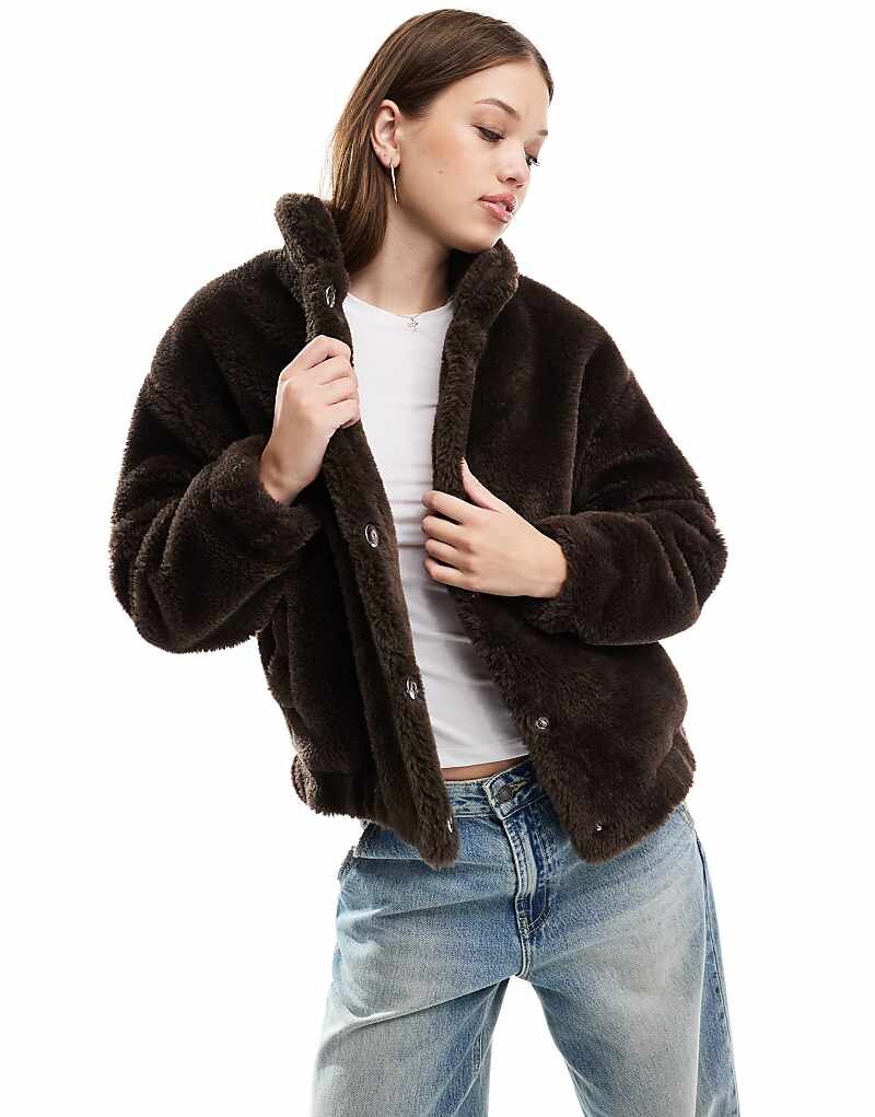 

Коричневый бомбер Cotton:On Teddy