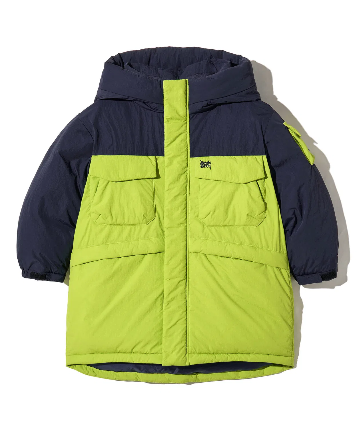Детский блочный пуховик зелёного цвета от Brownbreath Kids — фото 2