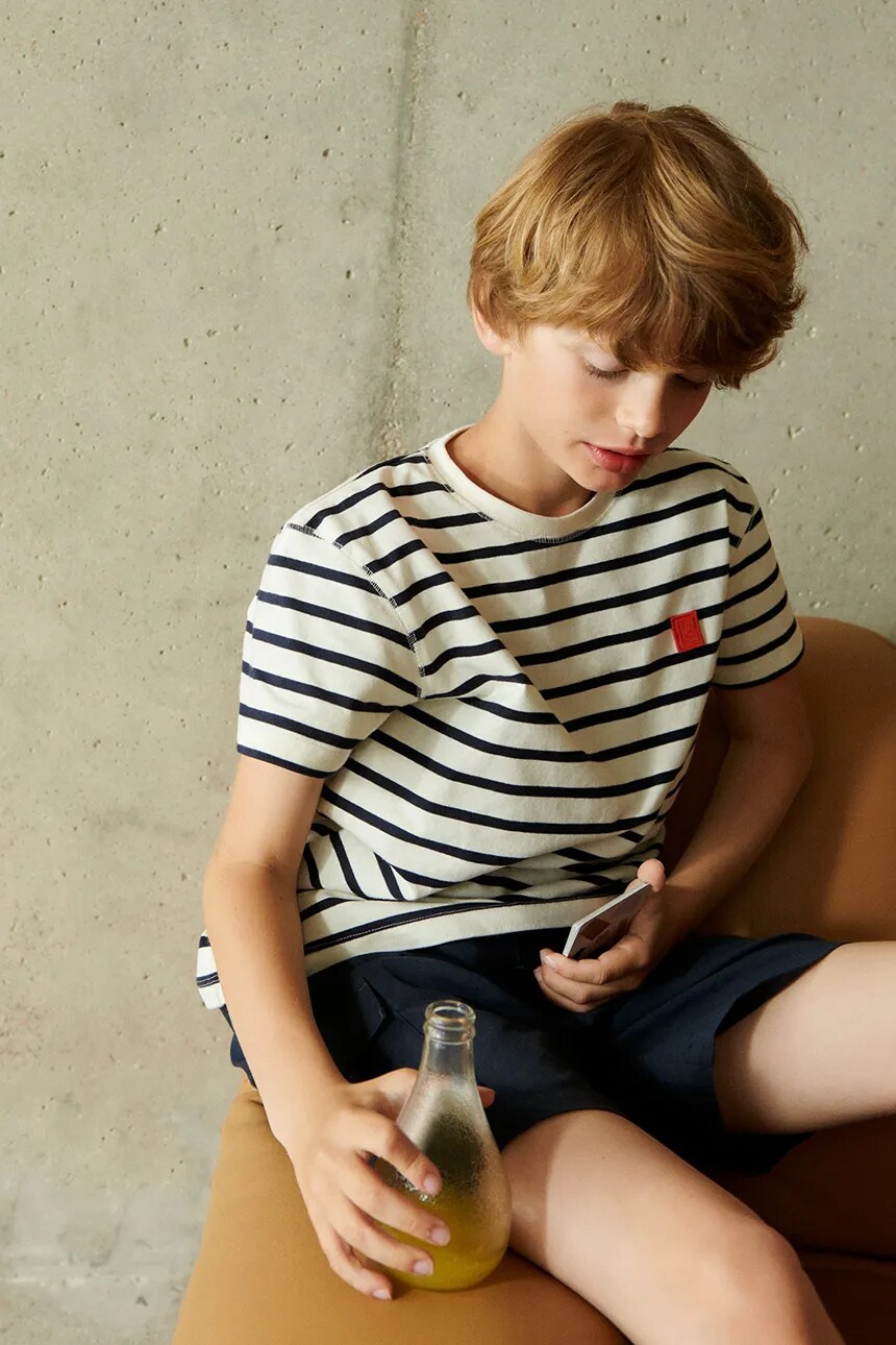 

Детская футболка с короткими рукавами Sixten Stripe от Liewood, темно-синий