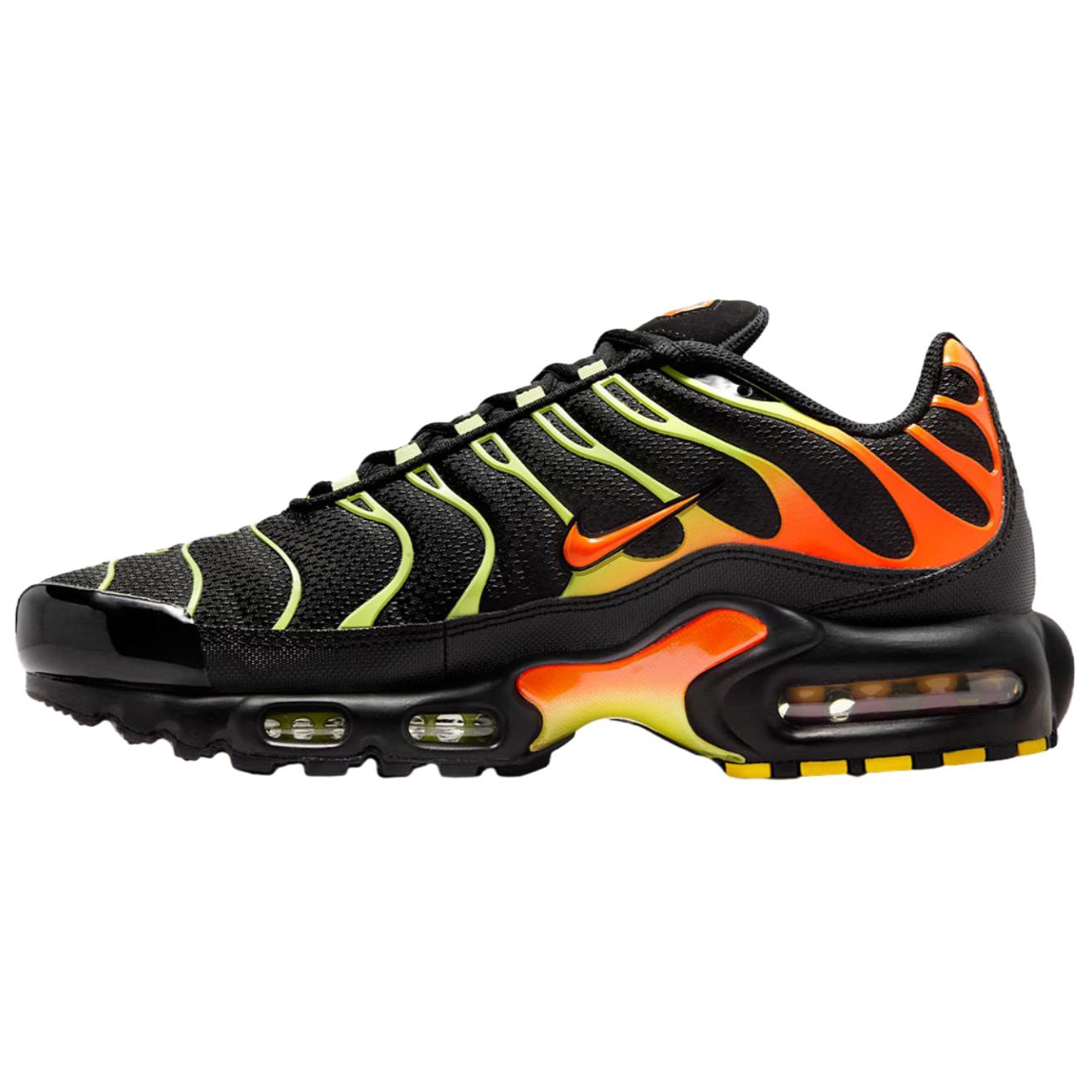 

Nike Кроссовки для бега Air Max Plus Unisex черные оранжевые
