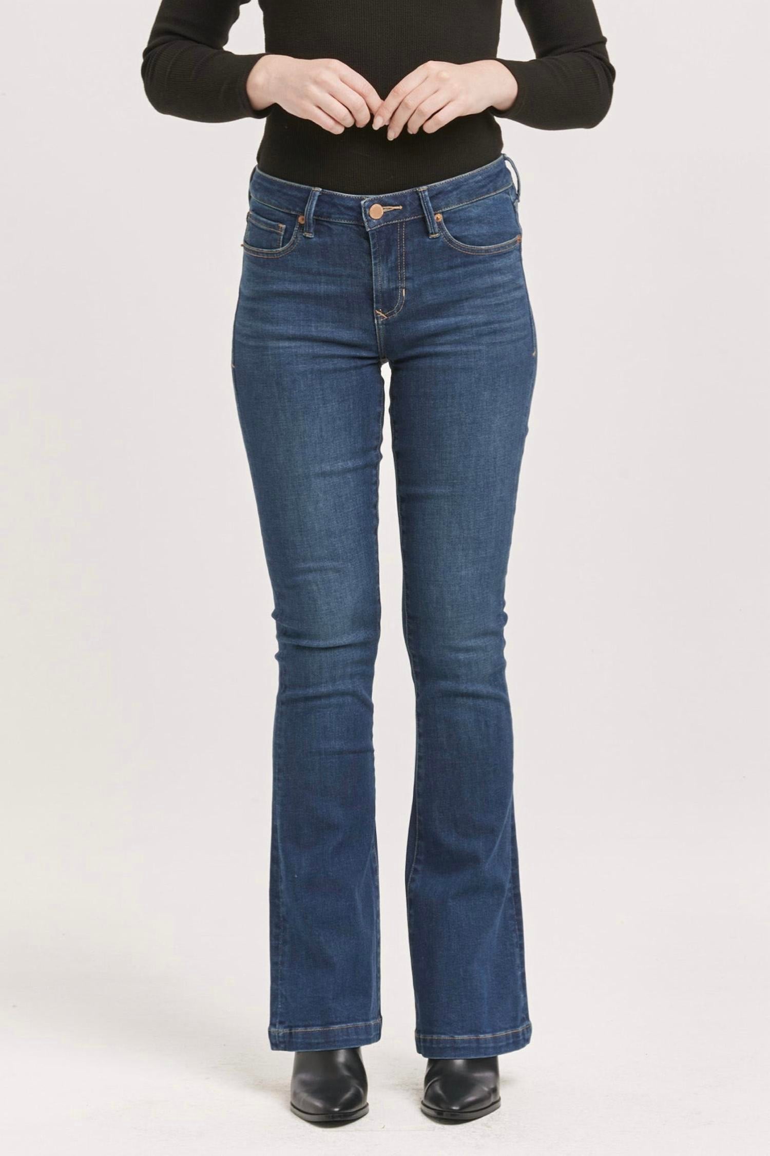 

Джинсы Rosa Full Inseam Flare в Binz DEAR JOHN DENIM