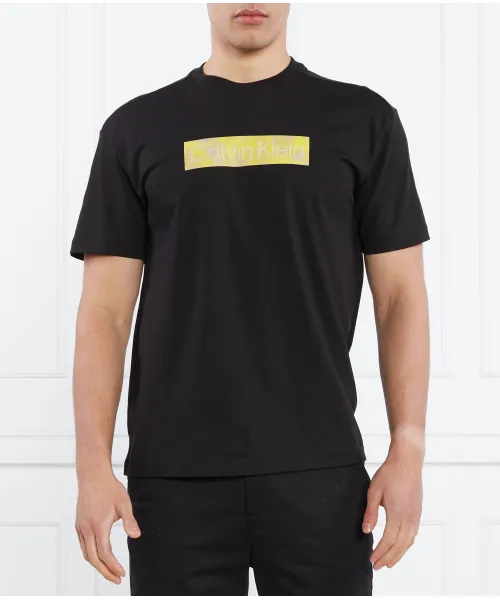 

Футболка с камуфляжным принтом и объемным логотипом Comfort fit Calvin Klein, черный