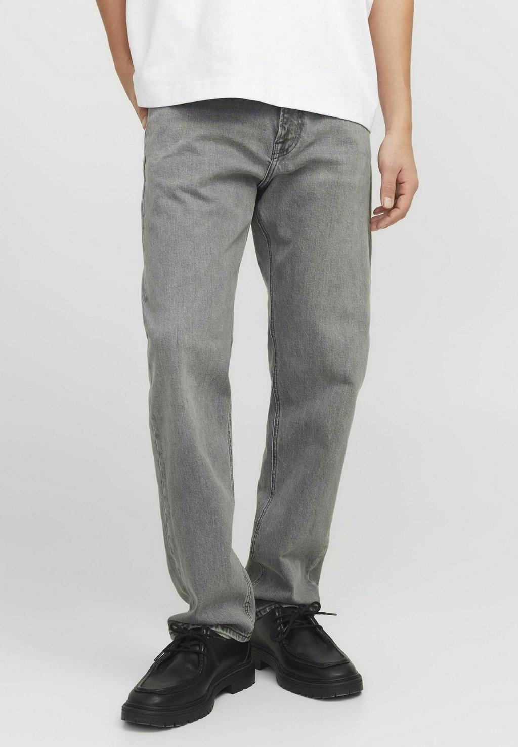

Джинсы свободного кроя CHRIS CLASSIC Jack & Jones, светло-серый