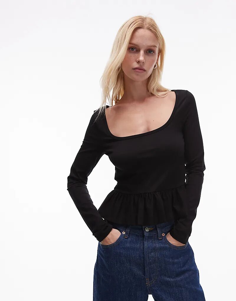 

Топ с длинными рукавами и баской черного цвета Topshop