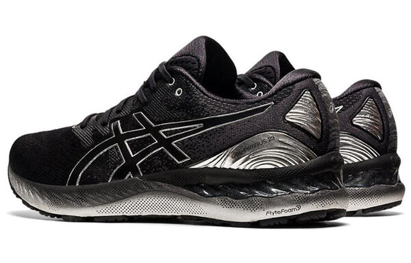 Кроссовки гель нимбус 23 платина Asics, черный — фото 4