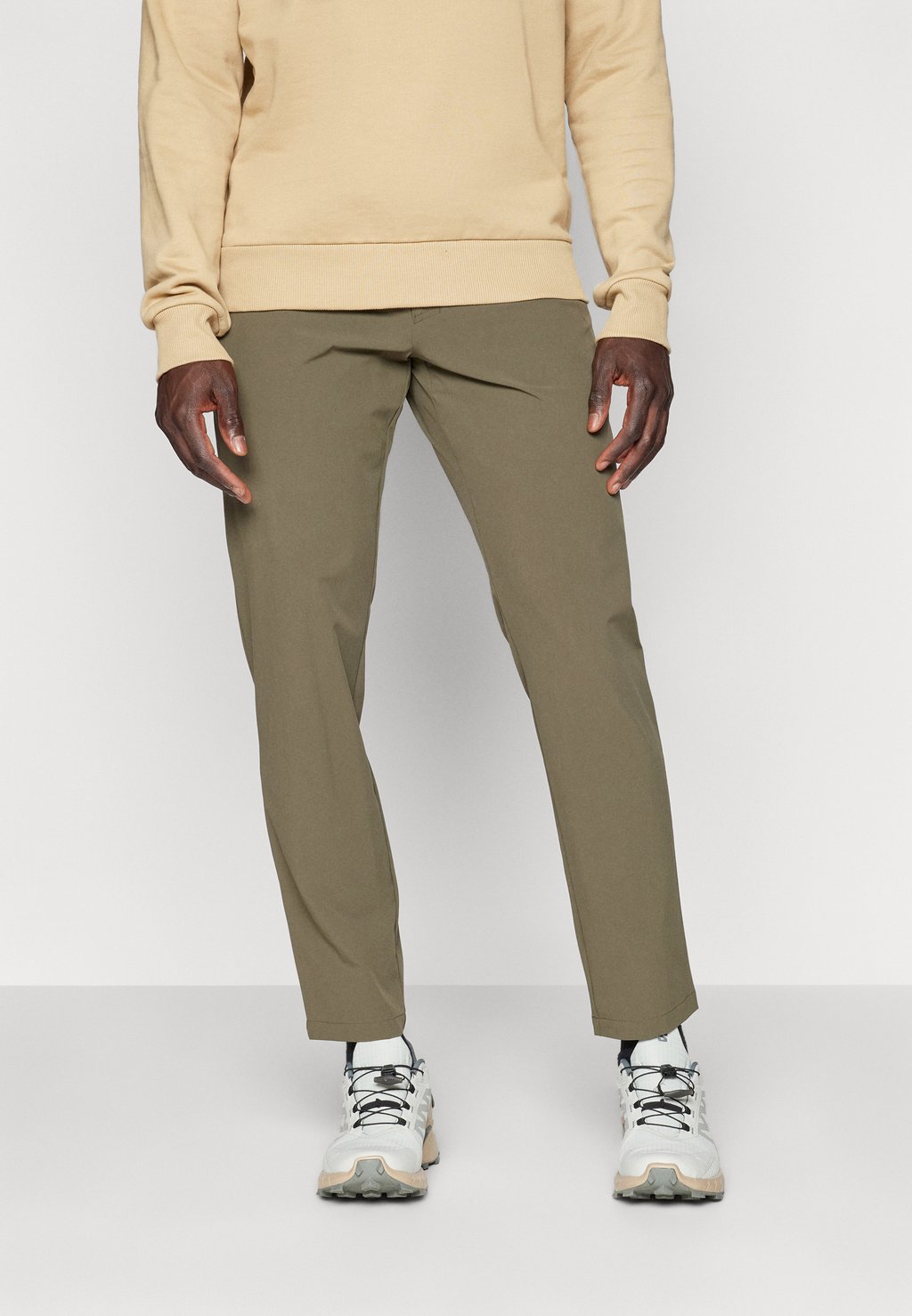 

Брюки для активного отдыха WAYFARER EVERYDAY PANTS Salomon, темно-зеленый