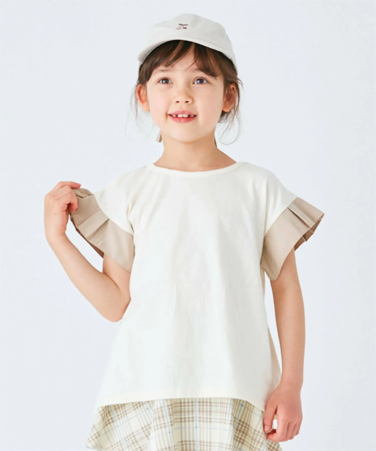Футболка с короткими рукавами и оборками на рукавах Ever Closet, Ivory Beige