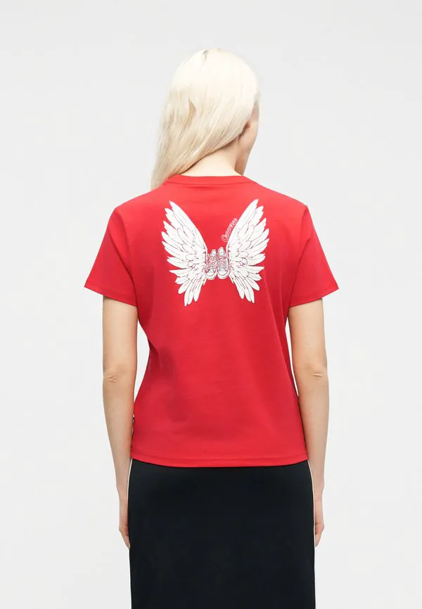 

Футболка с принтом «крылатые низкие кеды». Converse, Red, Красный, Футболка с принтом «крылатые низкие кеды». Converse, Red