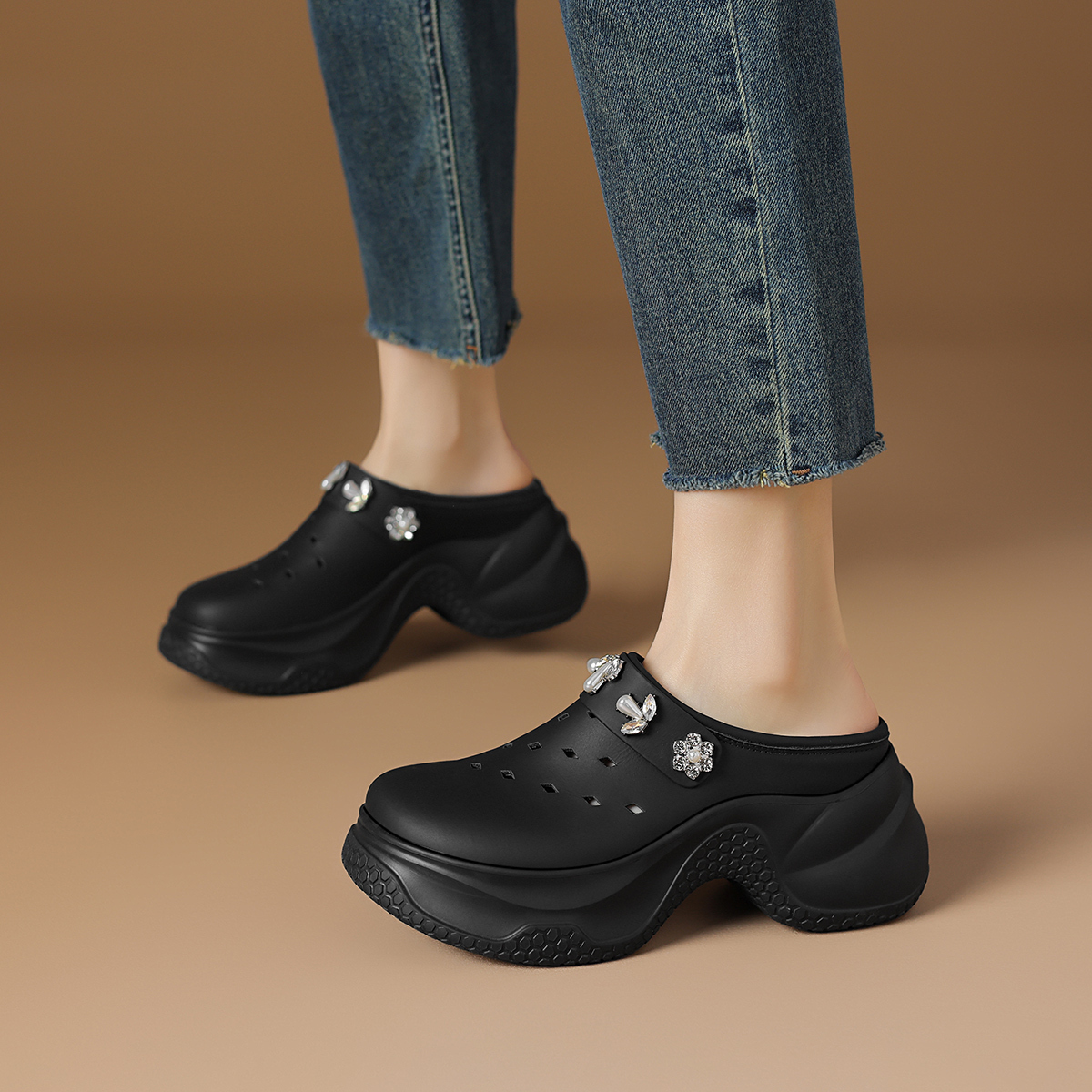 Rosa Bianca Женские сабо черные с овечьей стелькой, цвет Black (Sheepskin Insole) — фото 4