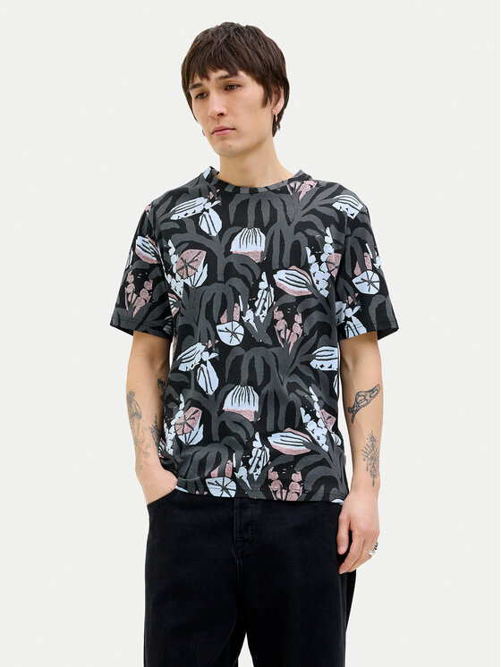 

Футболка обычного кроя Almeria 12276912 Jack&Jones, черный
