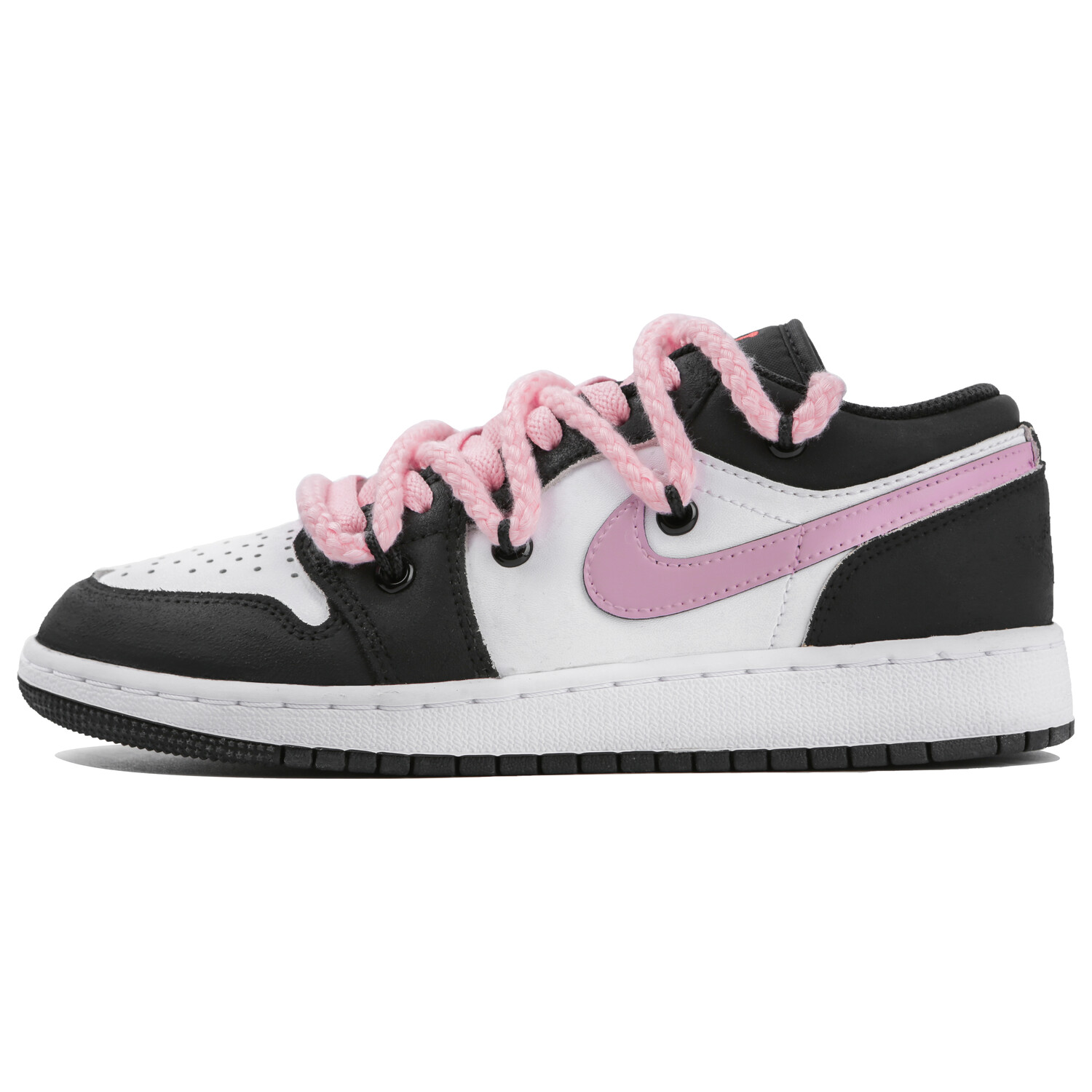 

Кроссовки Jordan Air Jordan 1 Vintage Basketball Women, черный/светло-розовый/белый