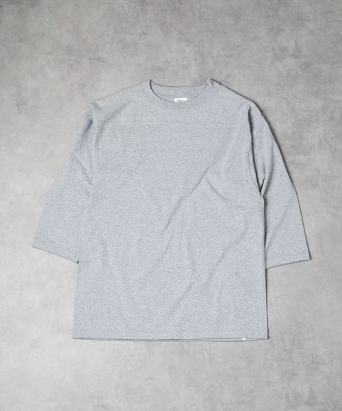 

Футболка с вышивкой крестиком Mag