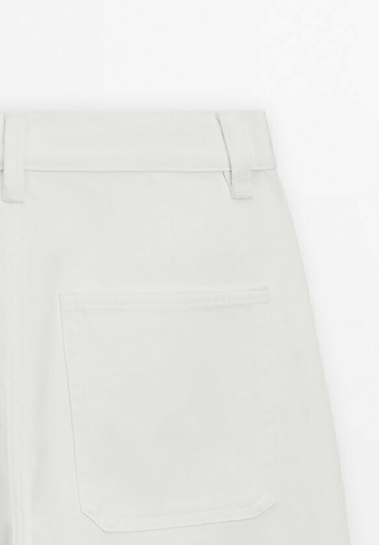 

Джинсы-сигареты Massimo Dutti, белые