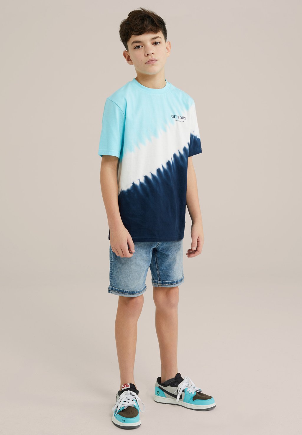 

Футболка с принтом WE Fashion, синий