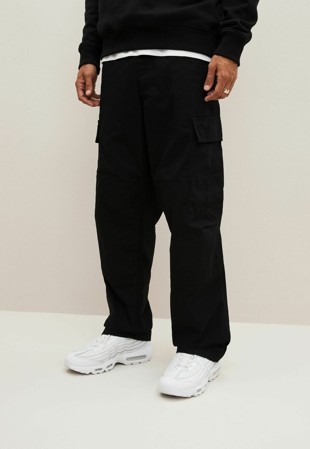 

Брюки-карго RIPSTOP CARGO TROUSERS RELAXED FIT Next, цвет black