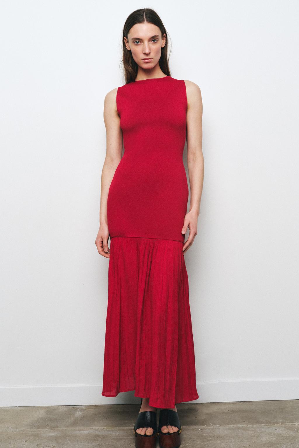 

Длинное платье из комбинированного трикотажа ZARA, цвет Mid-red