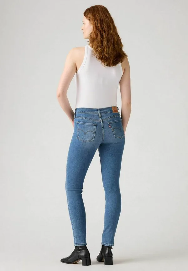311 формованные узкие джинсы, облегающий крой Levi'S, Soft Clean White — фото 3