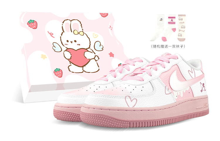 

Женские кроссовки для скейтбординга Nike Air Force 1, White