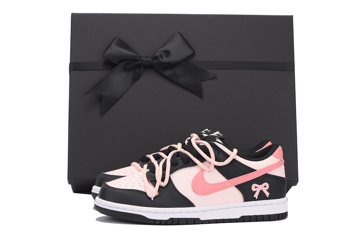 

Кроссовки Nike Dunk Kids' Skateboarding Shoes Grade School